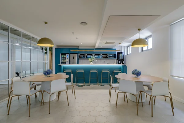 Plaza Castilla photo Office comedor